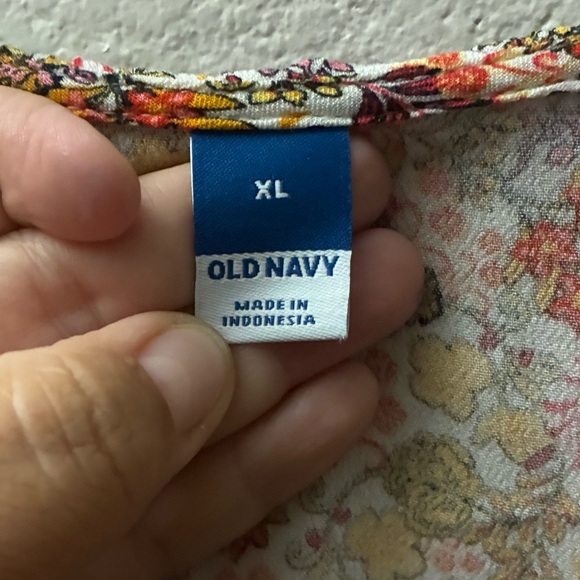 Old Navy Waist-Defined Flutter-Short Sleeve 
Pullover Floral Ruffle Sleeve Dress - Picture 12 of 14